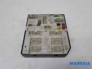Used Fuse box Renault Megane III Grandtour (KZ) 1.2 16V TCE 115 Price € 90,00 Margin scheme offered by Maresia Parts