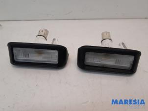 Used Registration plate light Peugeot Expert (VA/VB/VE/VF/VY) 2.0 Blue HDi 120 16V Price € 24,20 Inclusive VAT offered by Maresia Parts