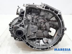 Révisé Boîte de vitesse Peugeot 207 CC (WB) 1.6 16V Prix € 713,90 Prix TTC proposé par Maresia Parts
