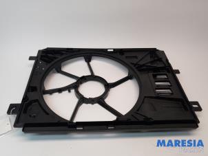 Used Cooling fan housing Peugeot Expert (VA/VB/VE/VF/VY) 2.0 Blue HDi 120 16V Price € 90,75 Inclusive VAT offered by Maresia Parts