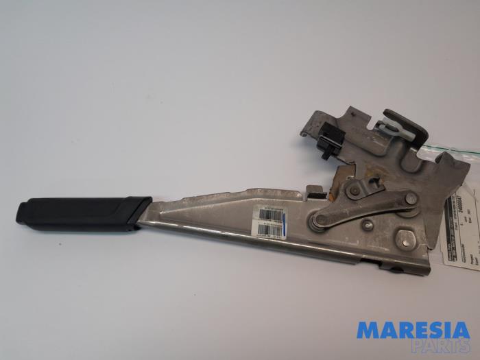 Gebrauchte Handbremsgriff Peugeot Expert (V1/VA/VB/VE/VF/VT/VY) 2.0 Blue HDi 120 16V Preis € 48,40 Mit Mehrwertsteuer angeboten von Maresia Parts