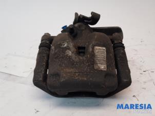 Used Rear brake calliper, left Peugeot Expert (VA/VB/VE/VF/VY) 2.0 Blue HDi 120 16V Price € 72,60 Inclusive VAT offered by Maresia Parts