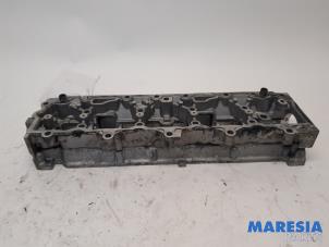 Used Camshaft housing Peugeot 308 SW (L4/L9/LC/LJ/LR) 1.6 BlueHDi 120 Price € 131,25 Margin scheme offered by Maresia Parts