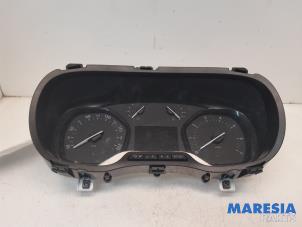 Used Instrument panel Peugeot Expert (VA/VB/VE/VF/VY) 2.0 Blue HDi 120 16V Price € 254,10 Inclusive VAT offered by Maresia Parts