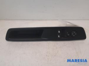 Used Multi-functional window switch Peugeot Expert (VA/VB/VE/VF/VY) 2.0 Blue HDi 120 16V Price € 90,75 Inclusive VAT offered by Maresia Parts