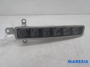 Used Daytime running light, right Peugeot Expert (VA/VB/VE/VF/VY) 2.0 Blue HDi 120 16V Price € 30,25 Inclusive VAT offered by Maresia Parts