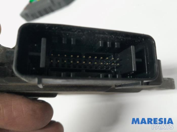 Engine management computer from a Peugeot Expert (V1/VA/VB/VE/VF/VT/VY) 2.0 Blue HDi 120 16V 2021