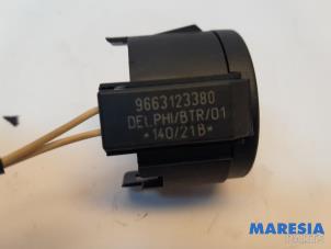 Engine management computer from a Peugeot Expert (V1/VA/VB/VE/VF/VT/VY) 2.0 Blue HDi 120 16V 2021