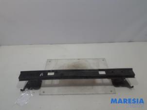 Used Rear bumper frame Peugeot Expert (G9) 2.0 HDiF 16V 130 Price € 48,34 Inclusive VAT offered by Maresia Parts