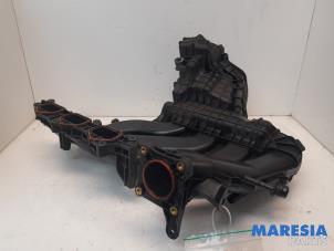 Used Intake manifold Renault Twingo III (AH) 1.0 SCe 70 12V Price € 40,00 Margin scheme offered by Maresia Parts