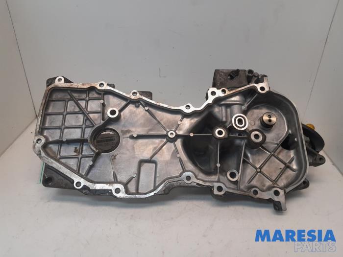 Timing cover from a Renault Twingo III (AH) 1.0 SCe 70 12V 2014