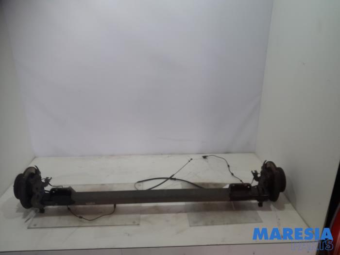 Usagé Train arrière complet Fiat Ducato (250) 2.3 D 120 Multijet Prix € 272,25 Prix TTC proposé par Maresia Parts