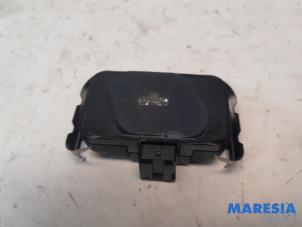 Used Rain sensor Peugeot Expert (G9) 2.0 HDiF 16V 130 Price € 48,40 Inclusive VAT offered by Maresia Parts