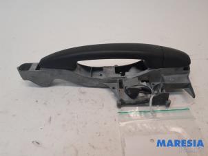 Used Door handle 2-door, right Peugeot Expert (G9) 2.0 HDiF 16V 130 Price € 30,25 Inclusive VAT offered by Maresia Parts