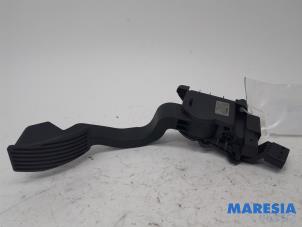 Used Throttle pedal position sensor Opel Combo 1.6 CDTI 16V Price € 48,40 Inclusive VAT offered by Maresia Parts