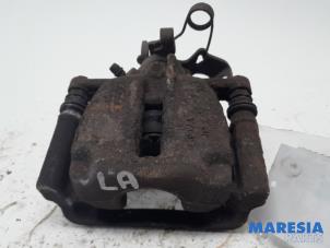 Używane Rear brake calliper, left Peugeot Expert (G9) 2.0 HDiF 16V 130 Cena € 60,50 Z VAT oferowane przez Maresia Parts