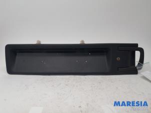 Used Minibus/van rear door handle Opel Combo 1.6 CDTI 16V Price € 90,75 Inclusive VAT offered by Maresia Parts