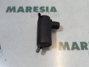 Gebrauchte Scheibensprüherpumpe vorne Peugeot 405 Preis € 10,00 Margenregelung angeboten von Maresia Parts