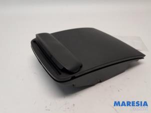 Used Tablet holder Fiat Ducato (250) 2.3 D 120 Multijet Price € 48,40 Inclusive VAT offered by Maresia Parts