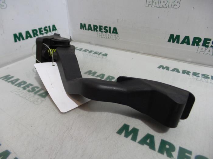 Begagnade Gaspedalsensor Citroen C2 (JM) 1.6 16V VTR Pris € 35,00 Marginaltabell erbjuds av Maresia Parts
