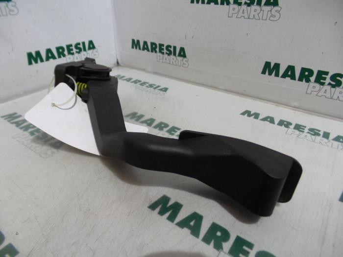 Begagnade Gaspedalsensor Citroen C2 (JM) 1.6 16V VTR Pris € 35,00 Marginaltabell erbjuds av Maresia Parts