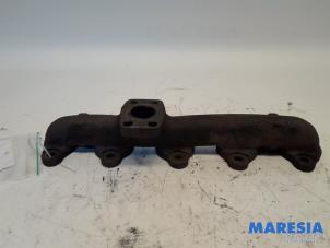 Used Exhaust manifold Peugeot 5008 I (0A/0E) 1.6 HDiF 16V Price € 24,95 Margin scheme offered by Maresia Parts