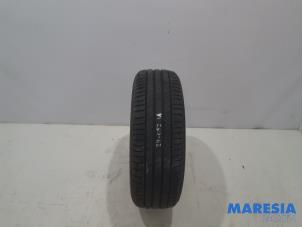 Used Tyre Peugeot 208 I (CA/CC/CK/CL) 1.2 Vti 12V PureTech 82 Price € 30,00 Margin scheme offered by Maresia Parts
