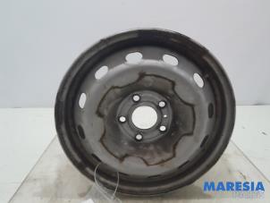 Used Wheel Renault Trafic (1FL/2FL/3FL/4FL) 1.6 dCi 95 Price € 33,28 Inclusive VAT offered by Maresia Parts