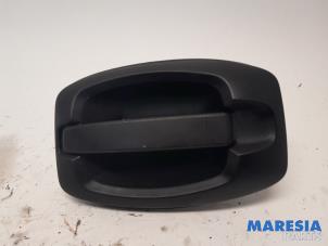 Used Sliding door handle, right Fiat Ducato (250) 2.3 D 120 Multijet Price € 36,30 Inclusive VAT offered by Maresia Parts