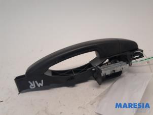 Used Sliding door handle, right Renault Trafic (1FL/2FL/3FL/4FL) 1.6 dCi 145 Twin Turbo Price € 48,40 Inclusive VAT offered by Maresia Parts