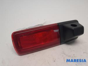 Used Third brake light Renault Trafic (1FL/2FL/3FL/4FL) 1.6 dCi 145 Twin Turbo Price € 78,65 Inclusive VAT offered by Maresia Parts