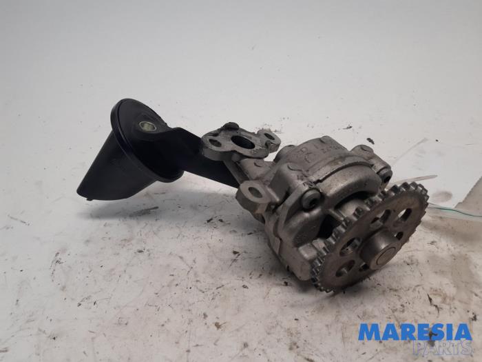Gebrauchte Ölpumpe Citroen Jumper (U9) 2.2 HDi 130 Preis € 151,25 Mit Mehrwertsteuer angeboten von Maresia Parts