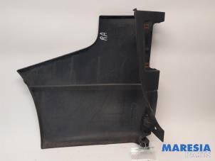 Used Rear bumper component, right Renault Trafic (1FL/2FL/3FL/4FL) 1.6 dCi 95 Price € 42,35 Inclusive VAT offered by Maresia Parts