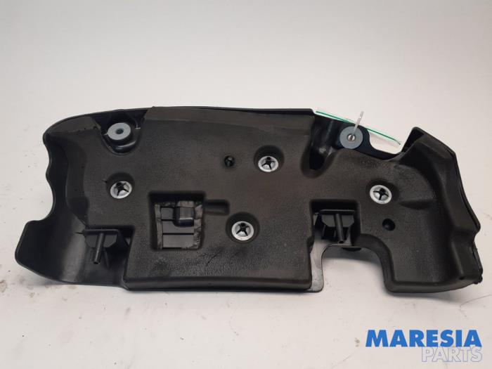 Used Engine cover Alfa Romeo Stelvio (949) 2.0 T 16V Q4 Price € 35,00 Margin scheme offered by Maresia Parts
