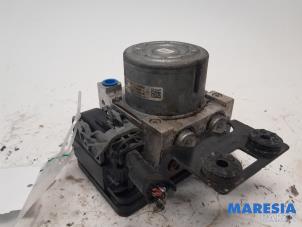 Used ABS pump Renault Trafic (1FL/2FL/3FL/4FL) 1.6 dCi 145 Twin Turbo Price € 222,34 Inclusive VAT offered by Maresia Parts