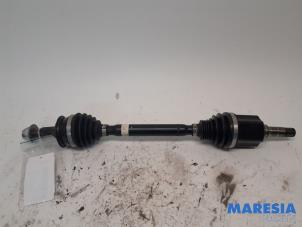 Used Front drive shaft, right Alfa Romeo Stelvio (949) 2.0 T 16V Veloce Q4 Price € 199,00 Margin scheme offered by Maresia Parts
