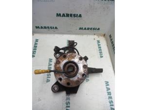Usagé Joint avant gauche Lancia Kappa 2.0 20V LE,LS Prix € 75,00 Règlement à la marge proposé par Maresia Parts