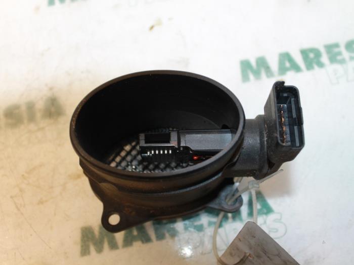 Airflow meter from a Peugeot Partner 1.6 HDI 75 2007