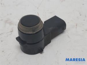 Used PDC Sensor Peugeot RCZ (4J) 2.0 HDi 16V FAP Price € 25,00 Margin scheme offered by Maresia Parts
