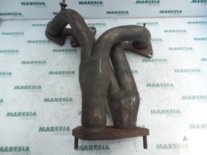 Used Exhaust manifold Alfa Romeo 145 (930A) 2.0 Twin Spark 16V QV Price € 50,00 Margin scheme offered by Maresia Parts