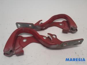 Used Bonnet Hinge Fiat 500 (312) 1.2 69 Price € 25,00 Margin scheme offered by Maresia Parts