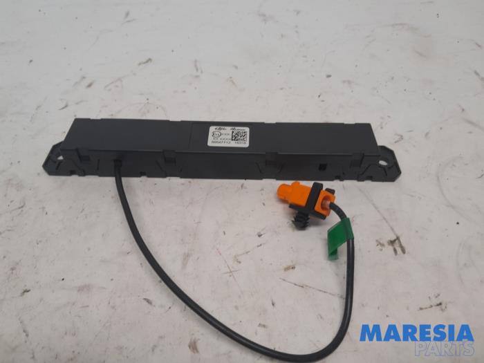 Używane Keyless Entry-Antena Alfa Romeo Stelvio (949) 2.0 T 16V Q4 Cena € 20,00 Procedura marży oferowane przez Maresia Parts