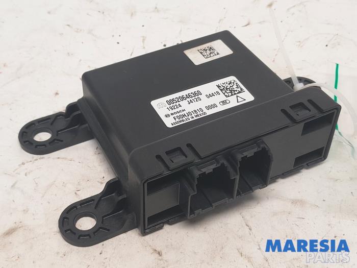 Begagnade PDC-modul Alfa Romeo Stelvio (949) 2.0 T 16V Q4 Pris € 95,00 Marginaltabell erbjuds av Maresia Parts