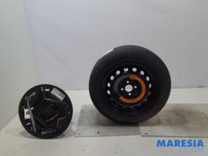Used Jackkit + spare wheel Fiat Punto III (199) 1.3 JTD Multijet 85 16V Price € 100,00 Margin scheme offered by Maresia Parts