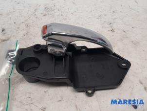 Used Door handle 2-door, right Fiat 500 (312) 1.2 69 Price € 25,00 Margin scheme offered by Maresia Parts