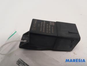 Used Glow plug relay Peugeot Expert (VA/VB/VE/VF/VY) 1.6 Blue HDi 95 16V Price € 12,10 Inclusive VAT offered by Maresia Parts