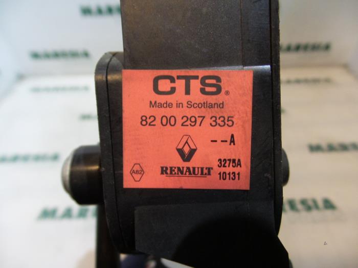 Gaspedalposition Sensor van een Renault Clio III (BR/CR) 1.6 16V 2006