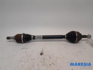 Used Front drive shaft, left Peugeot Expert (VA/VB/VE/VF/VY) 1.6 Blue HDi 95 16V Price € 190,58 Inclusive VAT offered by Maresia Parts