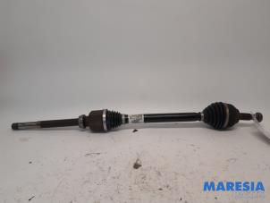Used Front drive shaft, right Peugeot Expert (VA/VB/VE/VF/VY) 1.6 Blue HDi 95 16V Price € 190,58 Inclusive VAT offered by Maresia Parts