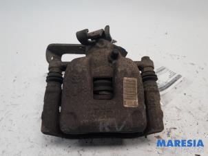 Used Rear brake calliper, right Peugeot Expert (VA/VB/VE/VF/VY) 1.6 Blue HDi 95 16V Price € 60,50 Inclusive VAT offered by Maresia Parts